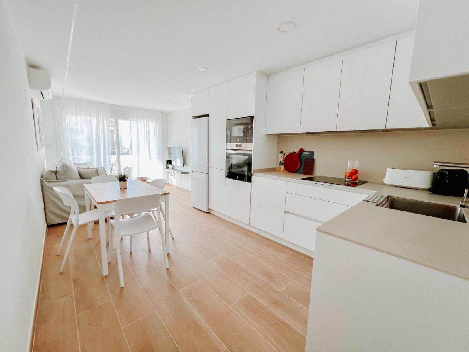 Femina Blue Apartment Cambrils Luaran gambar
