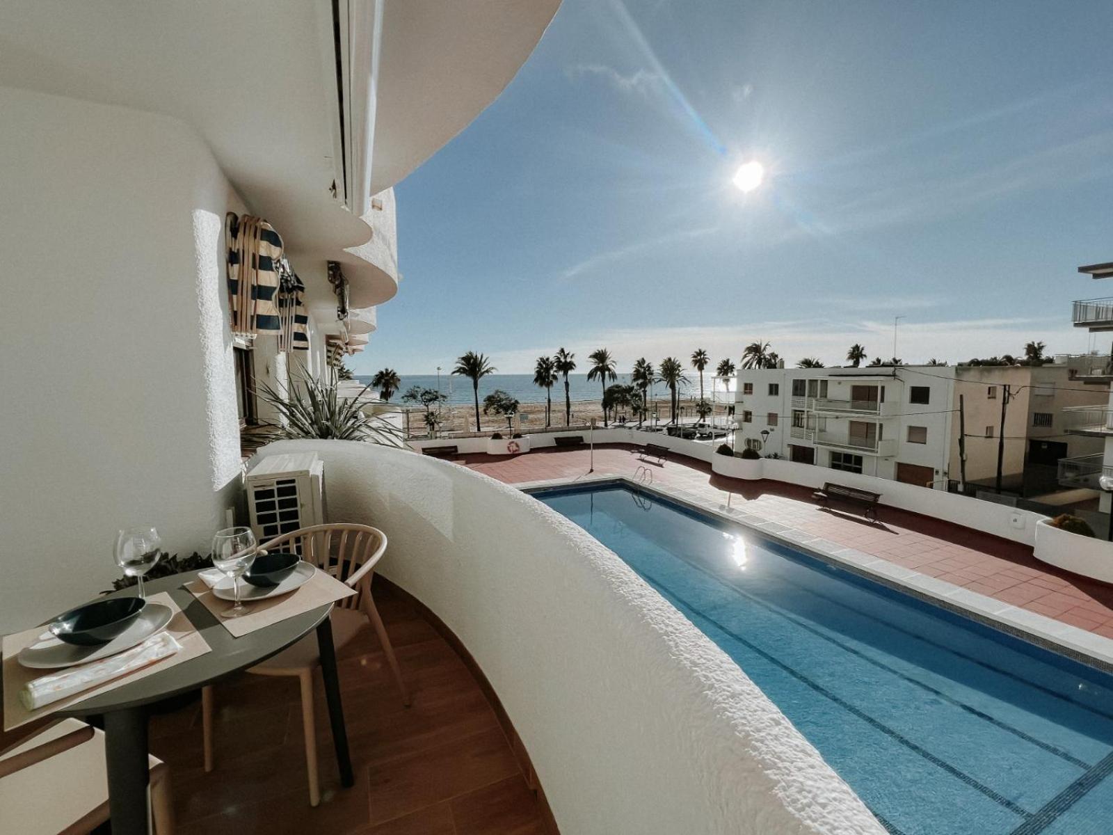 Femina Blue Apartment Cambrils Luaran gambar